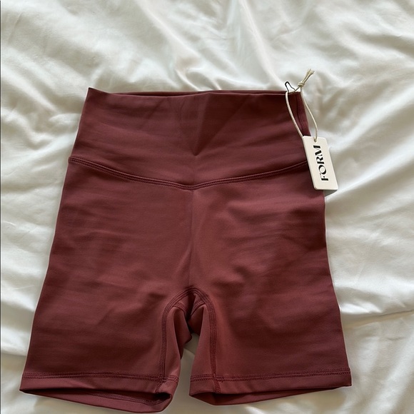 Form Pants - NWT Form biker shorts- size xs